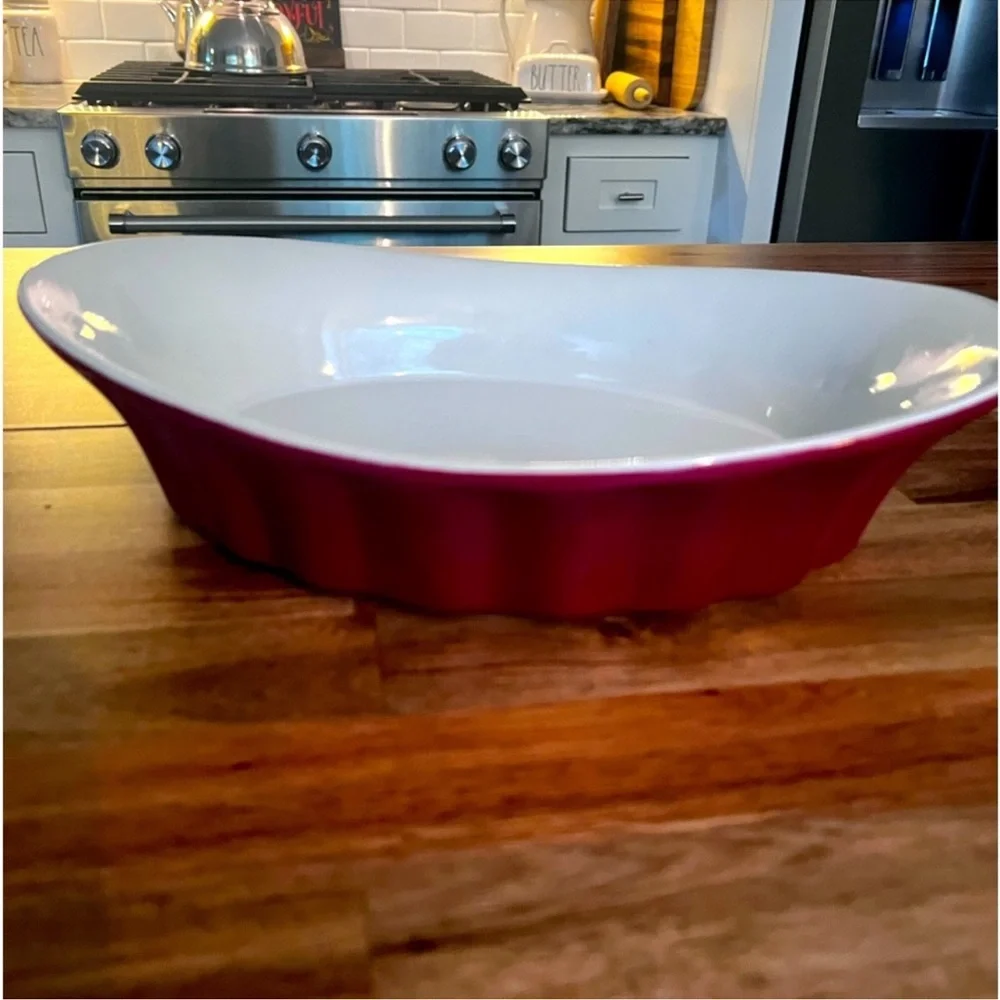 Red and White Crofton Ceramic Baking Dish